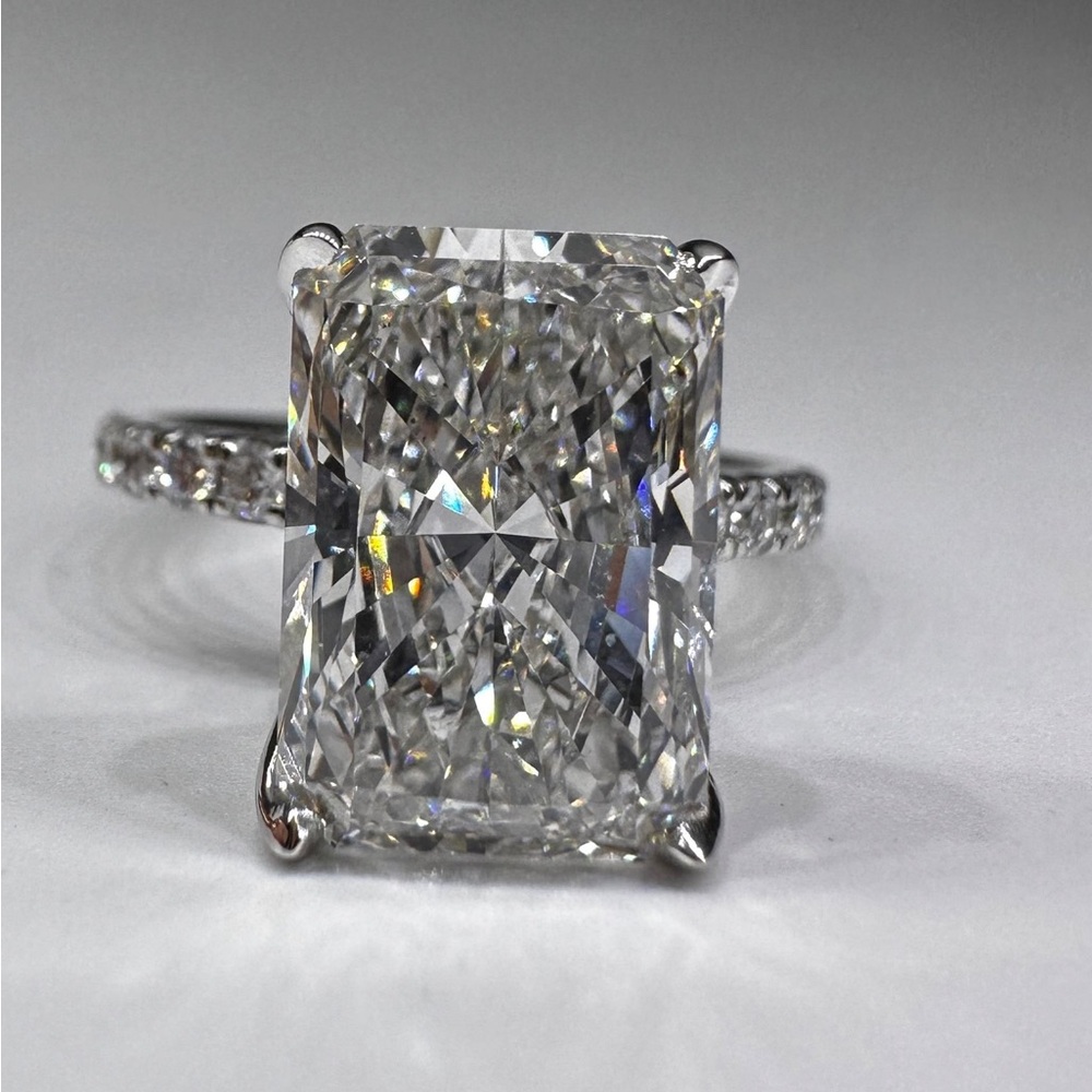 4.97 carat f vs2 radiant cut diamond engagement ring pavé band white gold